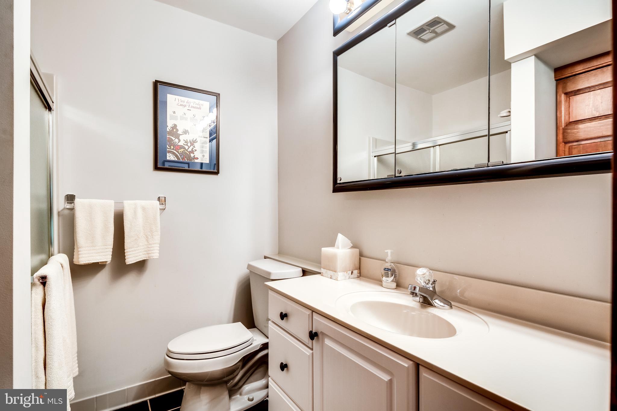 HOBBITS GLEN - Residential