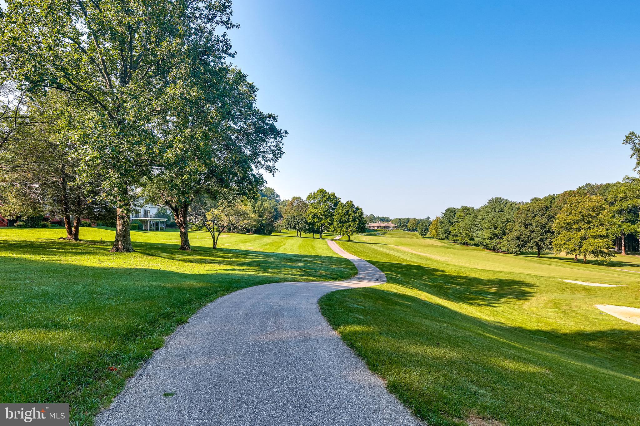 HOBBITS GLEN - Residential