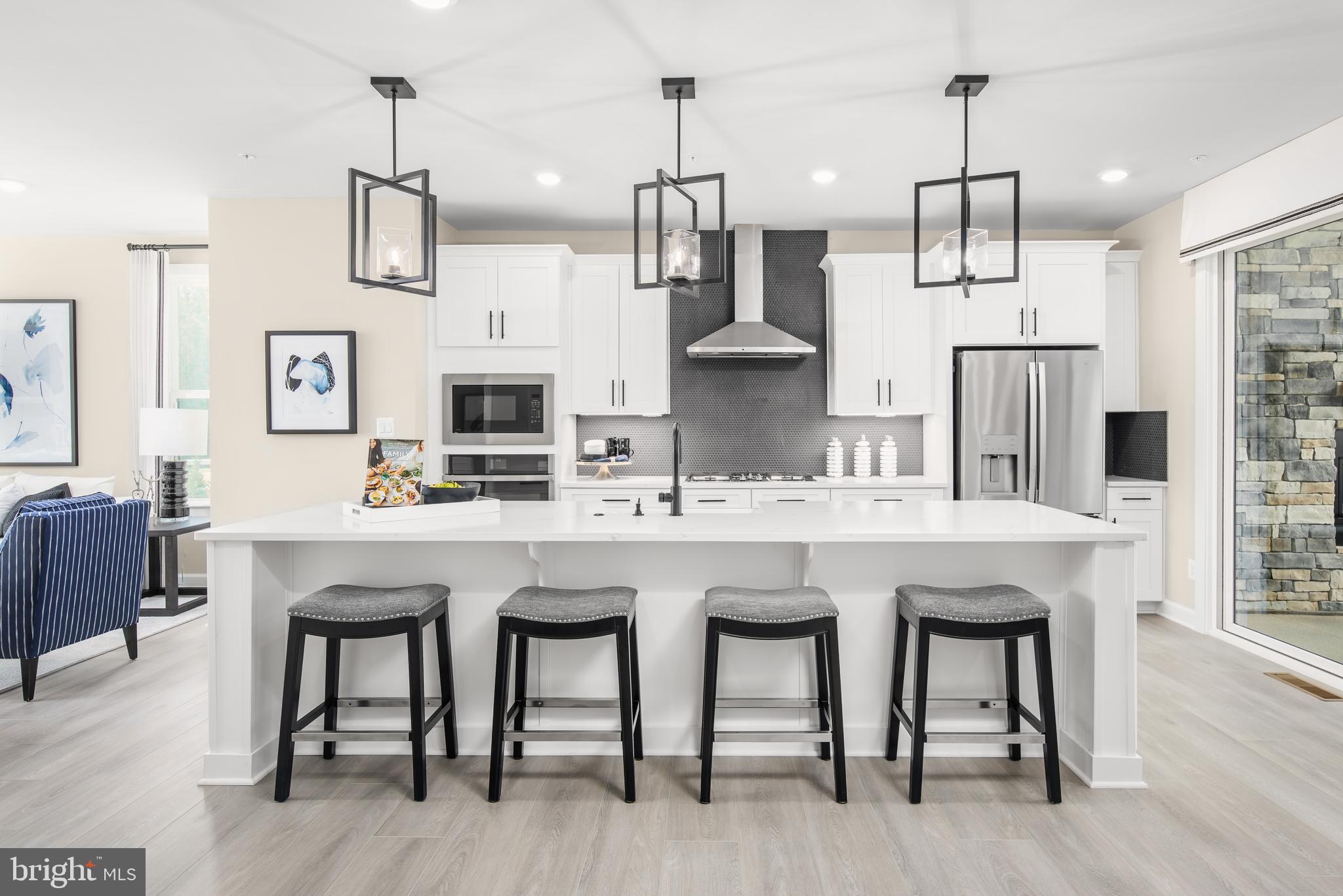 LONGVIEW RIDGE - Residential