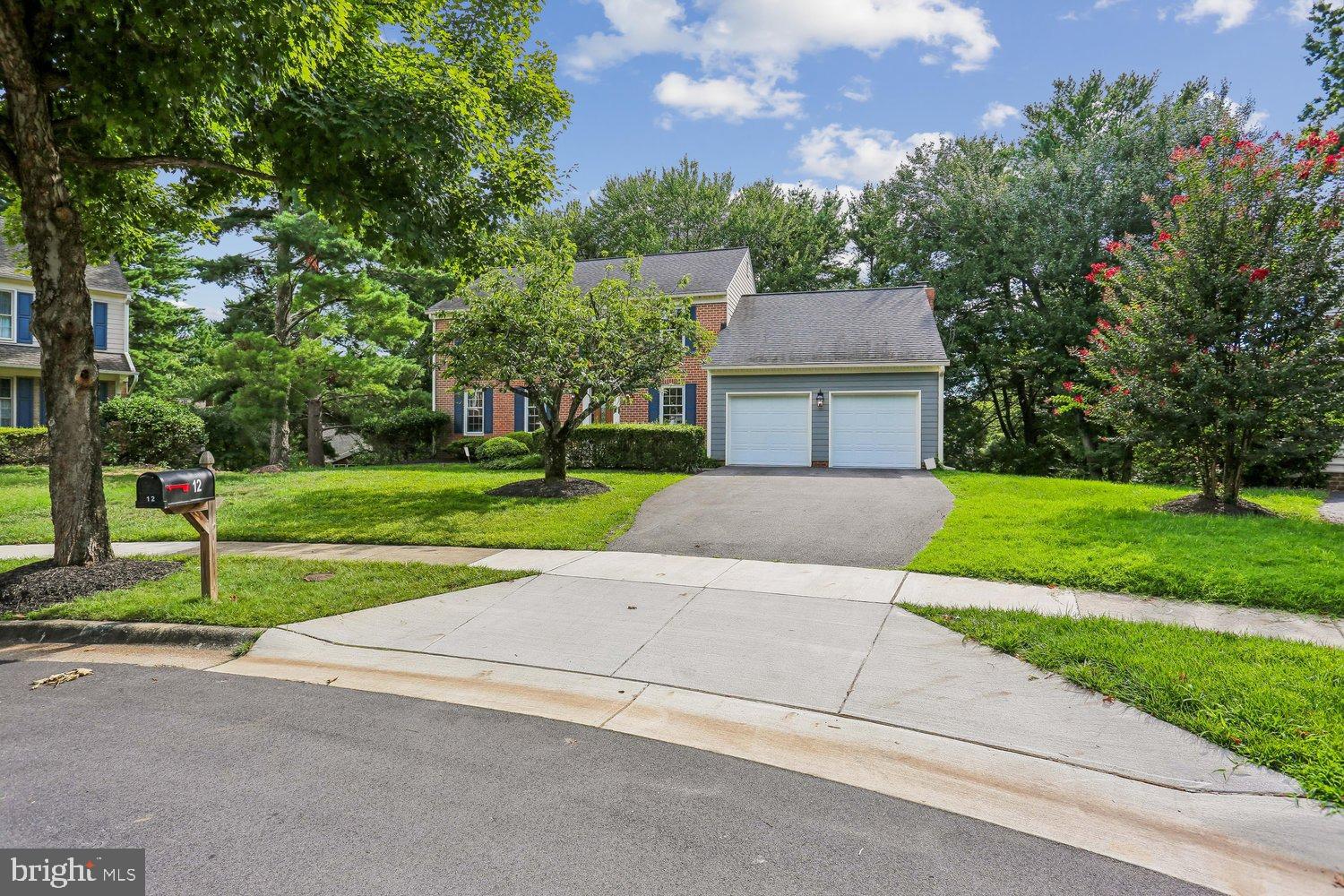 12 LILY POND COURT