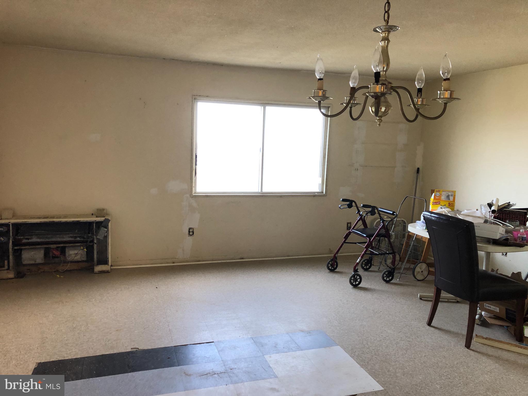 UNIVERSITY TOWERS CODM - Residential