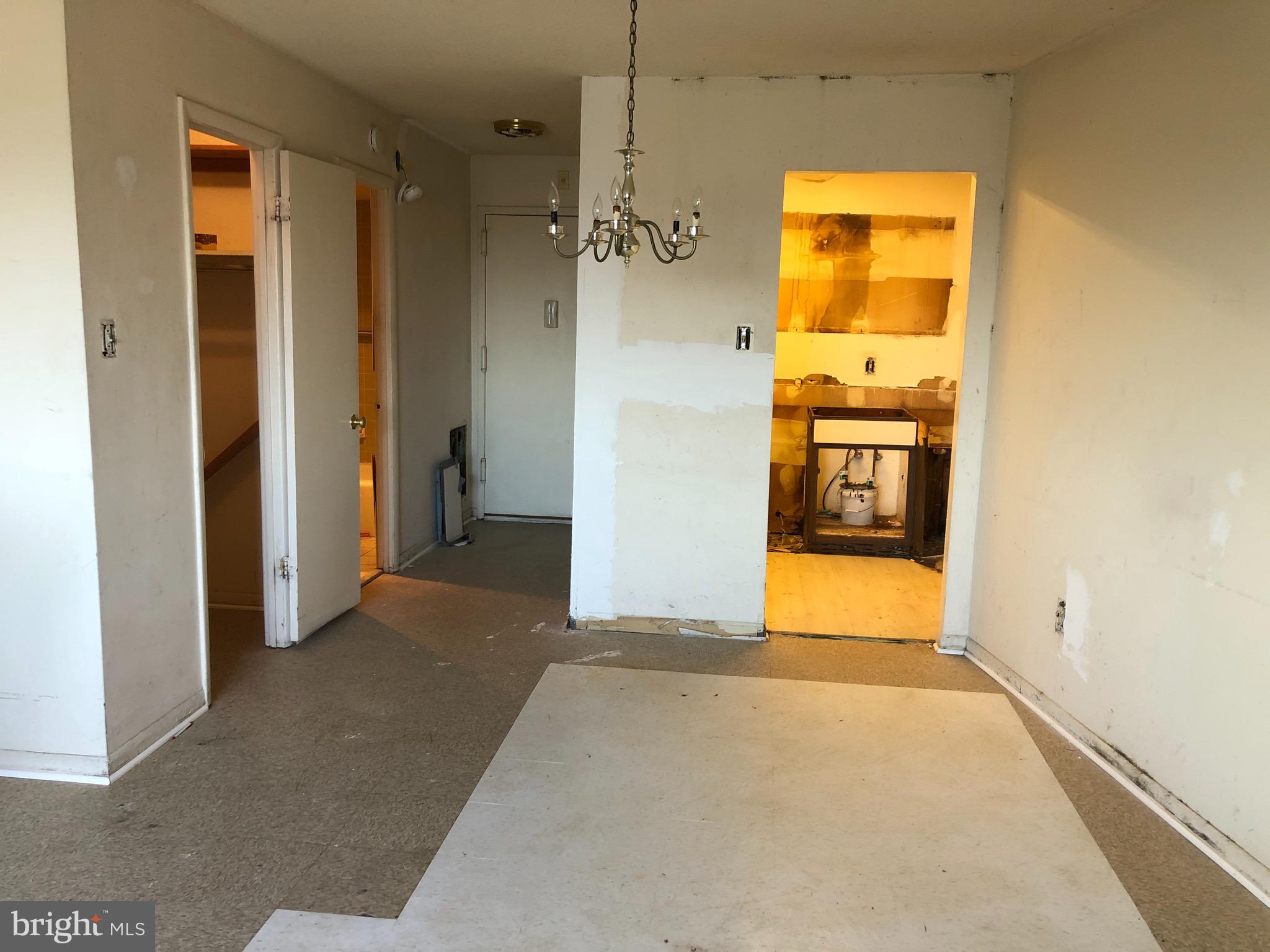 UNIVERSITY TOWERS CODM - Residential