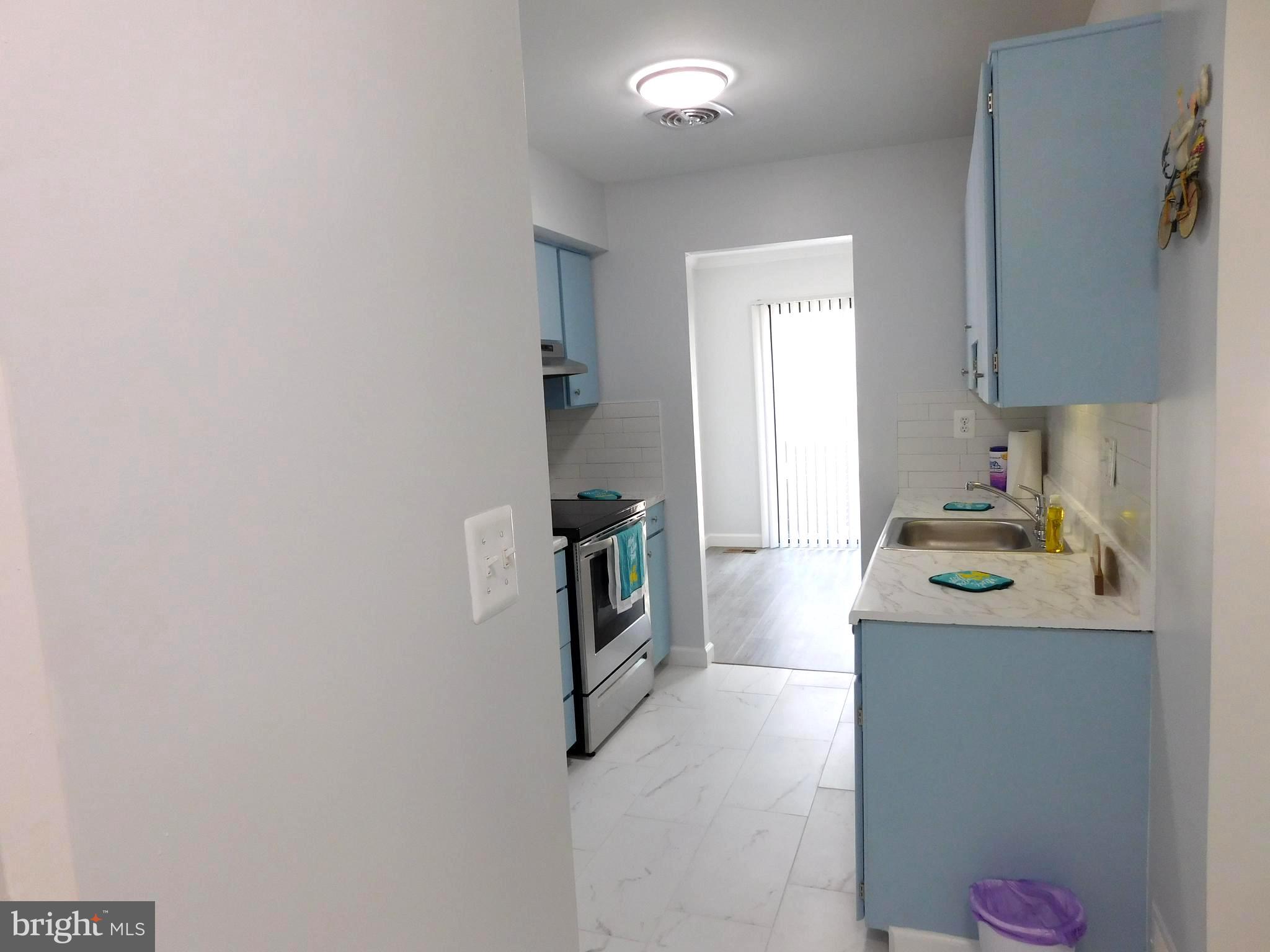 ESSEX PLACE - Residential