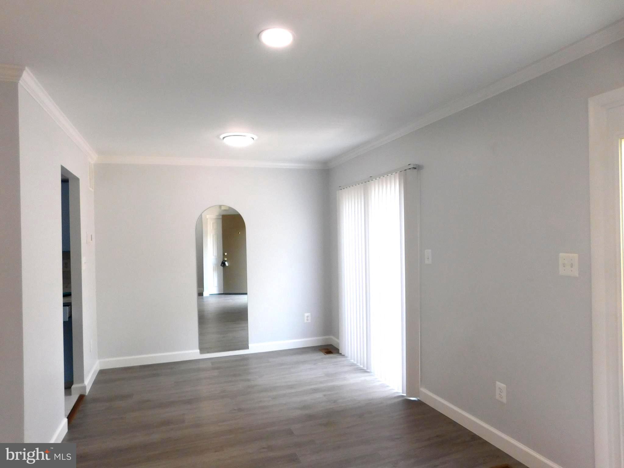 ESSEX PLACE - Residential