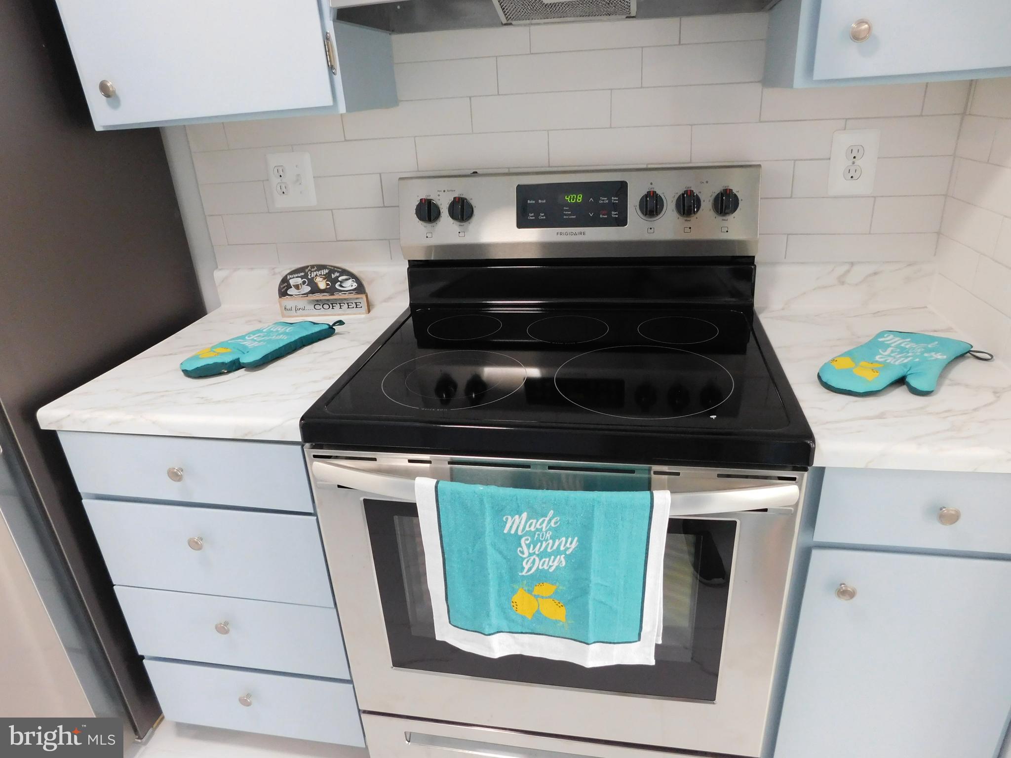 ESSEX PLACE - Residential