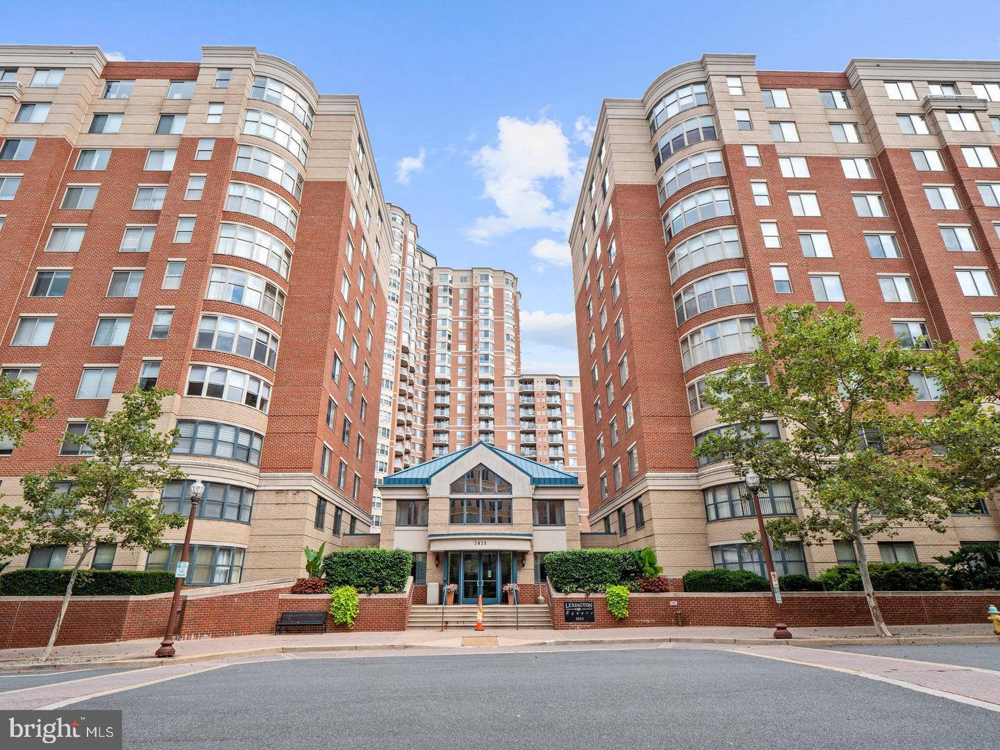 3835 9TH STREET N 903W