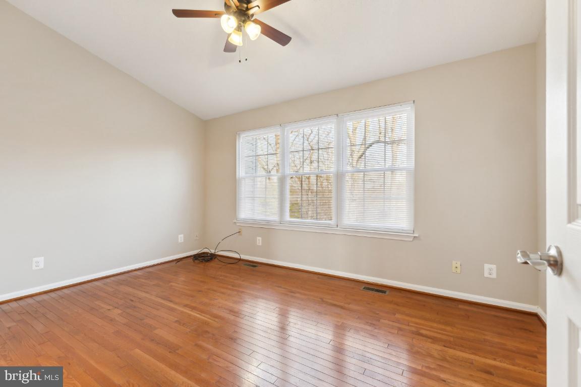 CAROLYN FOREST - Residential Lease