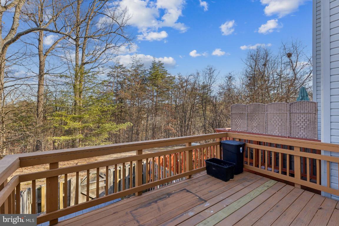 CAROLYN FOREST - Residential Lease