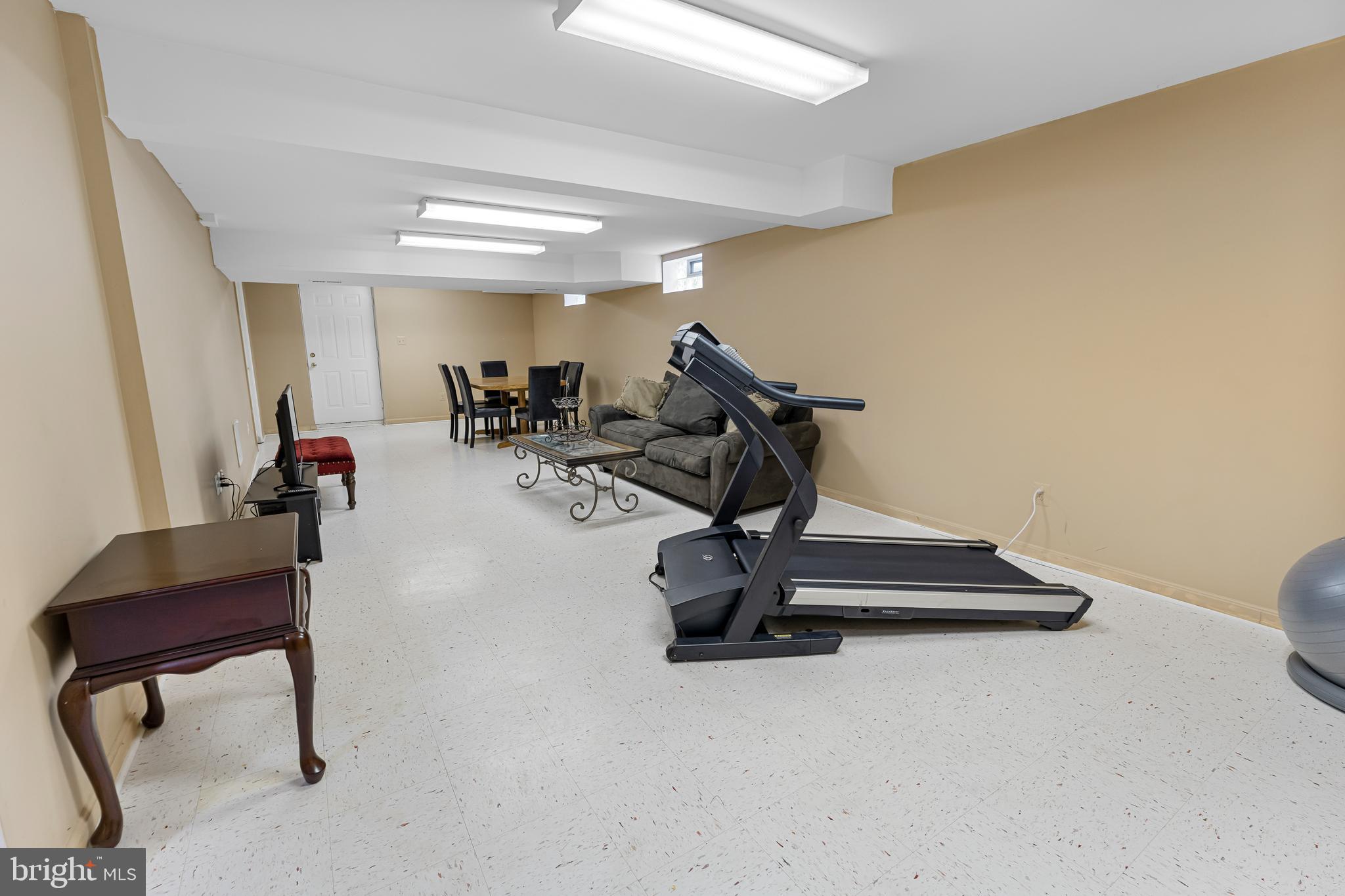 OWINGS MILLS - Residential