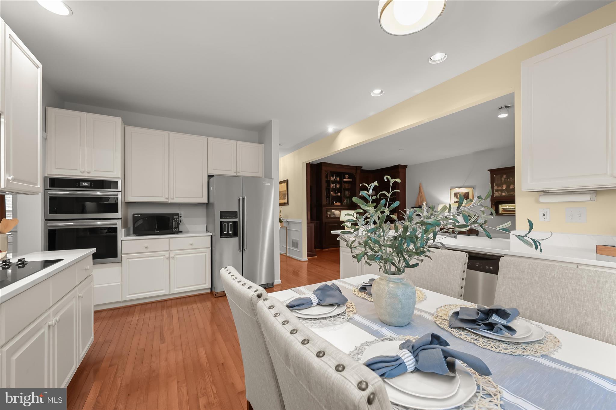 PEBBLE CREEK - Residential