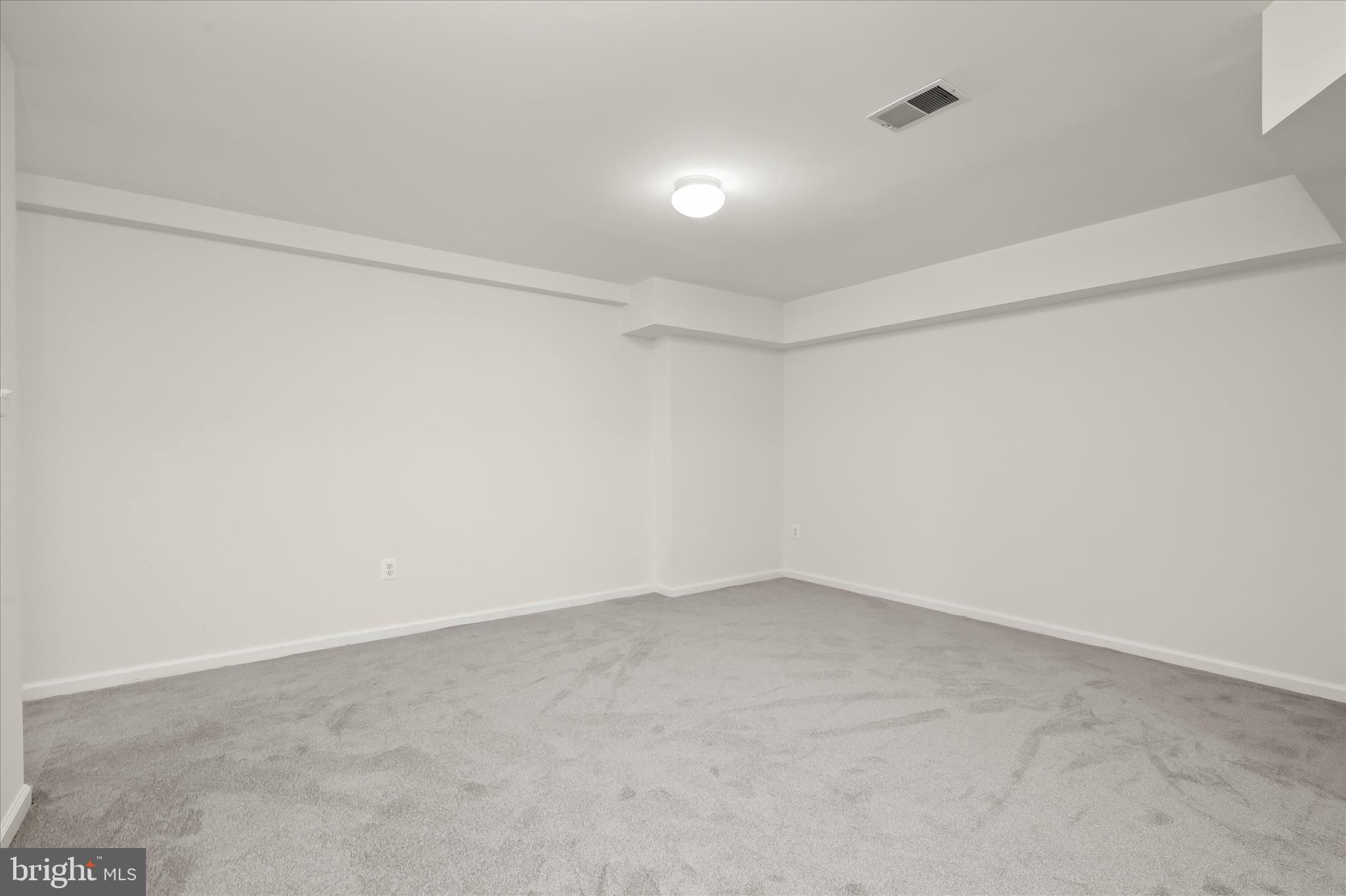 PEBBLE CREEK - Residential