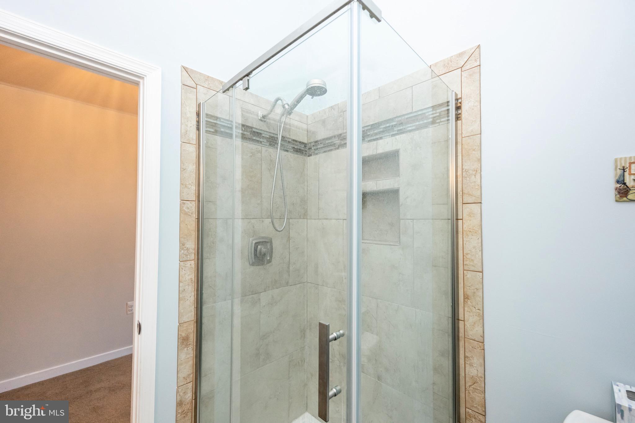 PARRS RIDGE - Residential