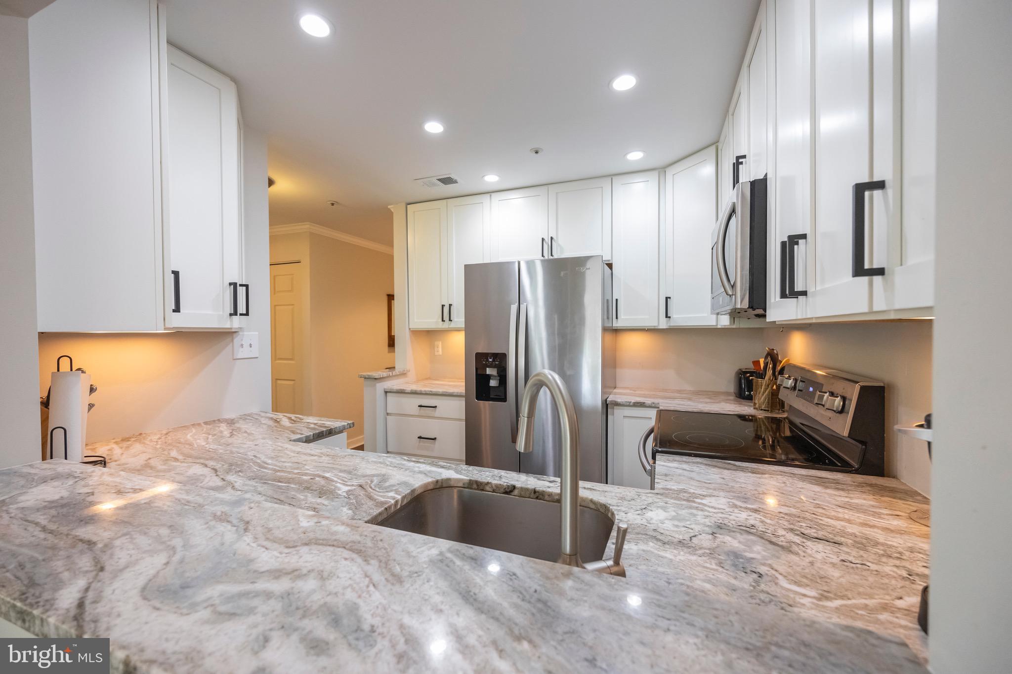 PARRS RIDGE - Residential