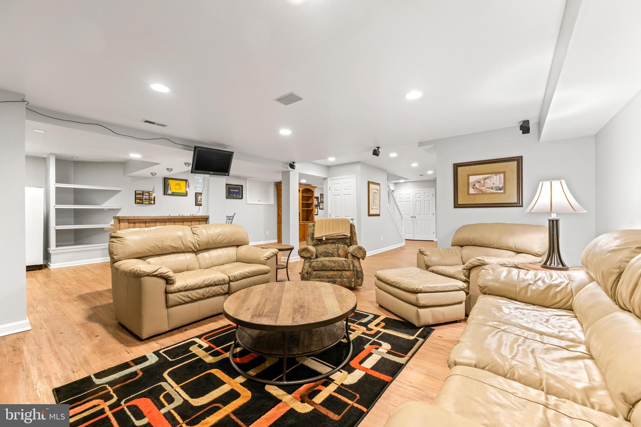 CHESAPEAKE OAKS - Residential