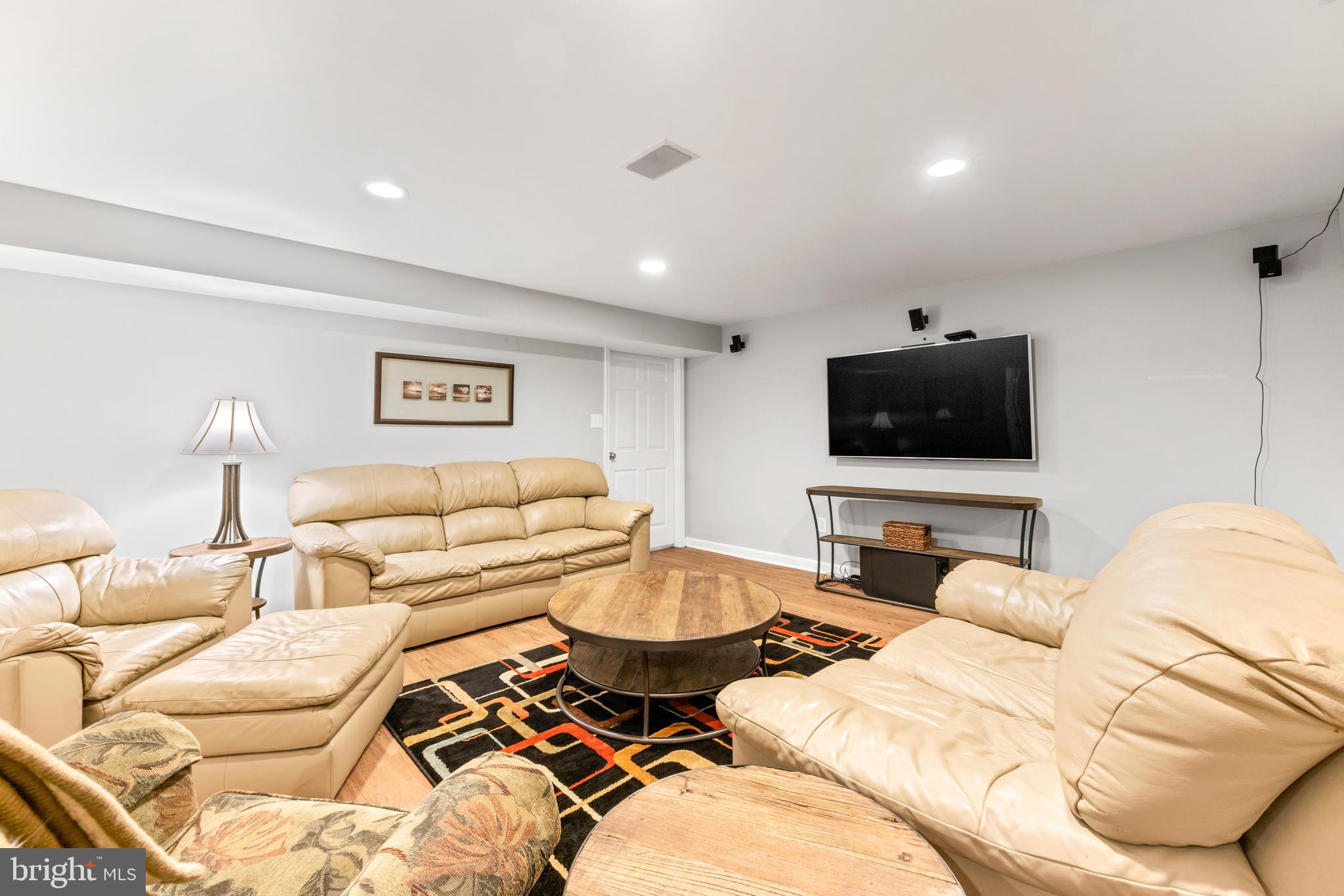 CHESAPEAKE OAKS - Residential