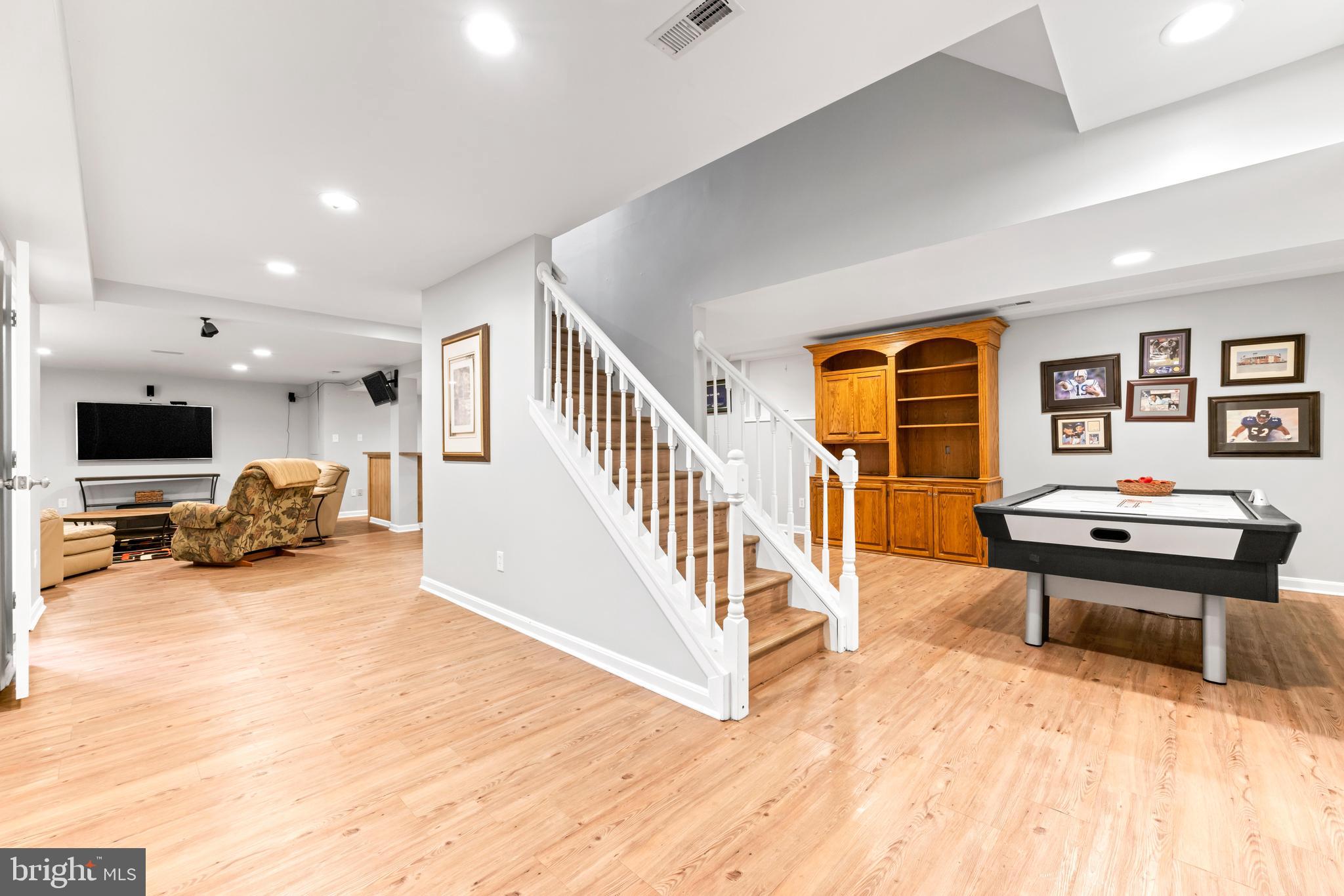 CHESAPEAKE OAKS - Residential