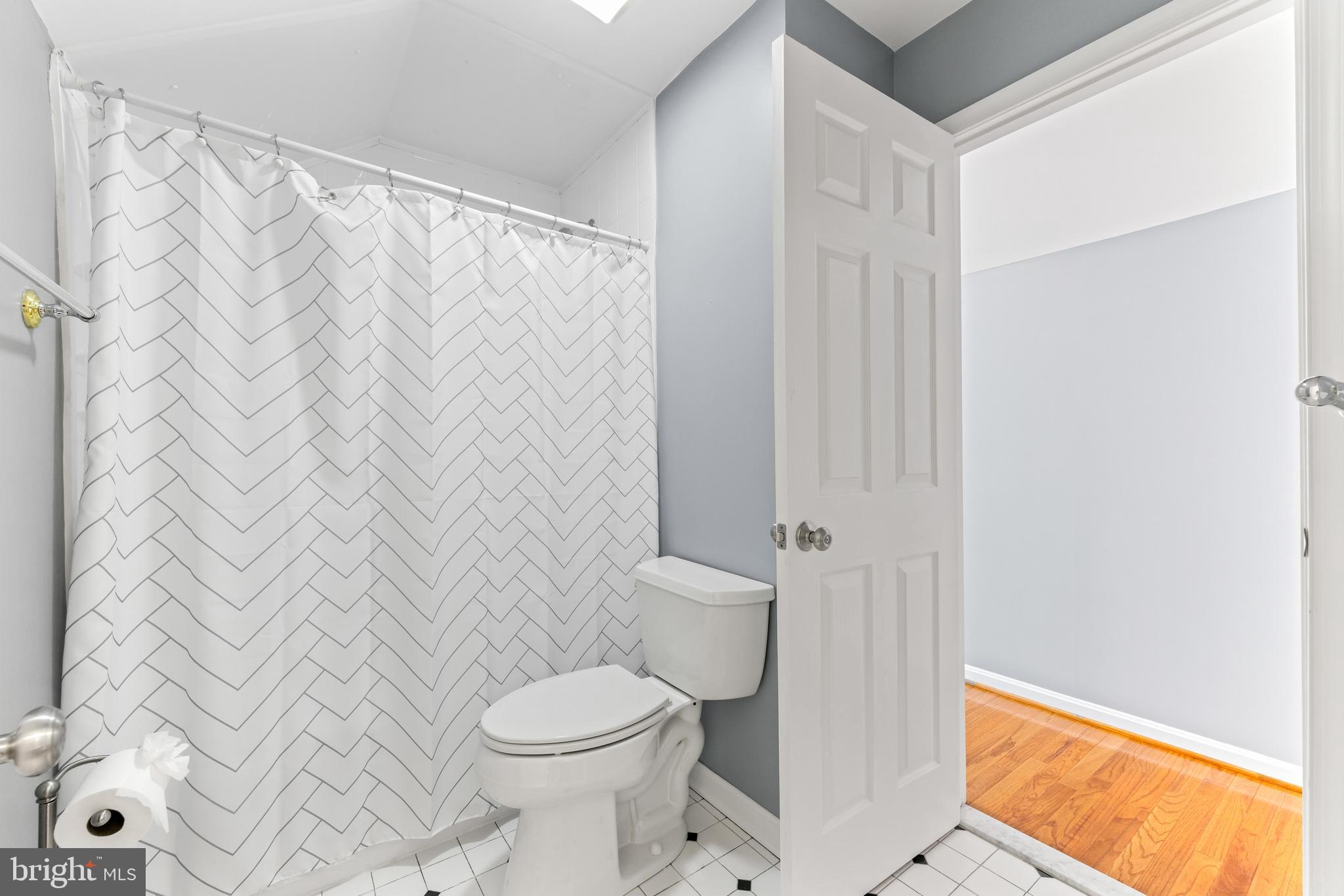 CHESAPEAKE OAKS - Residential