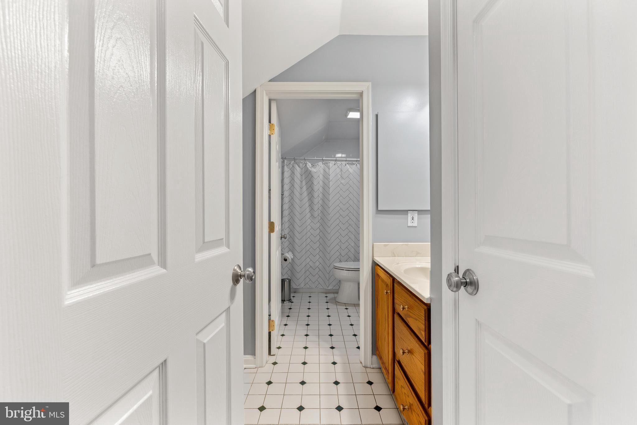 CHESAPEAKE OAKS - Residential