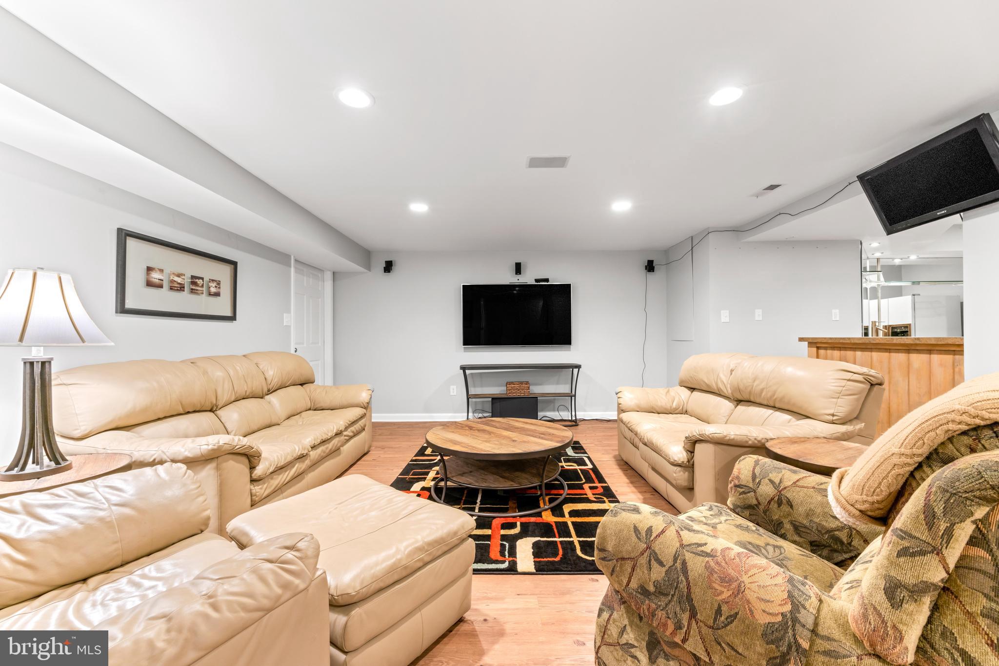 CHESAPEAKE OAKS - Residential