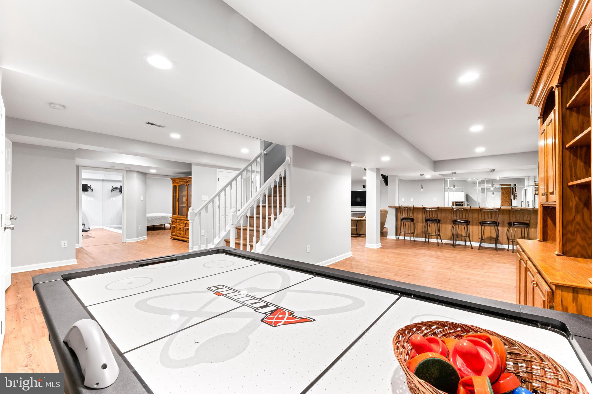 CHESAPEAKE OAKS - Residential