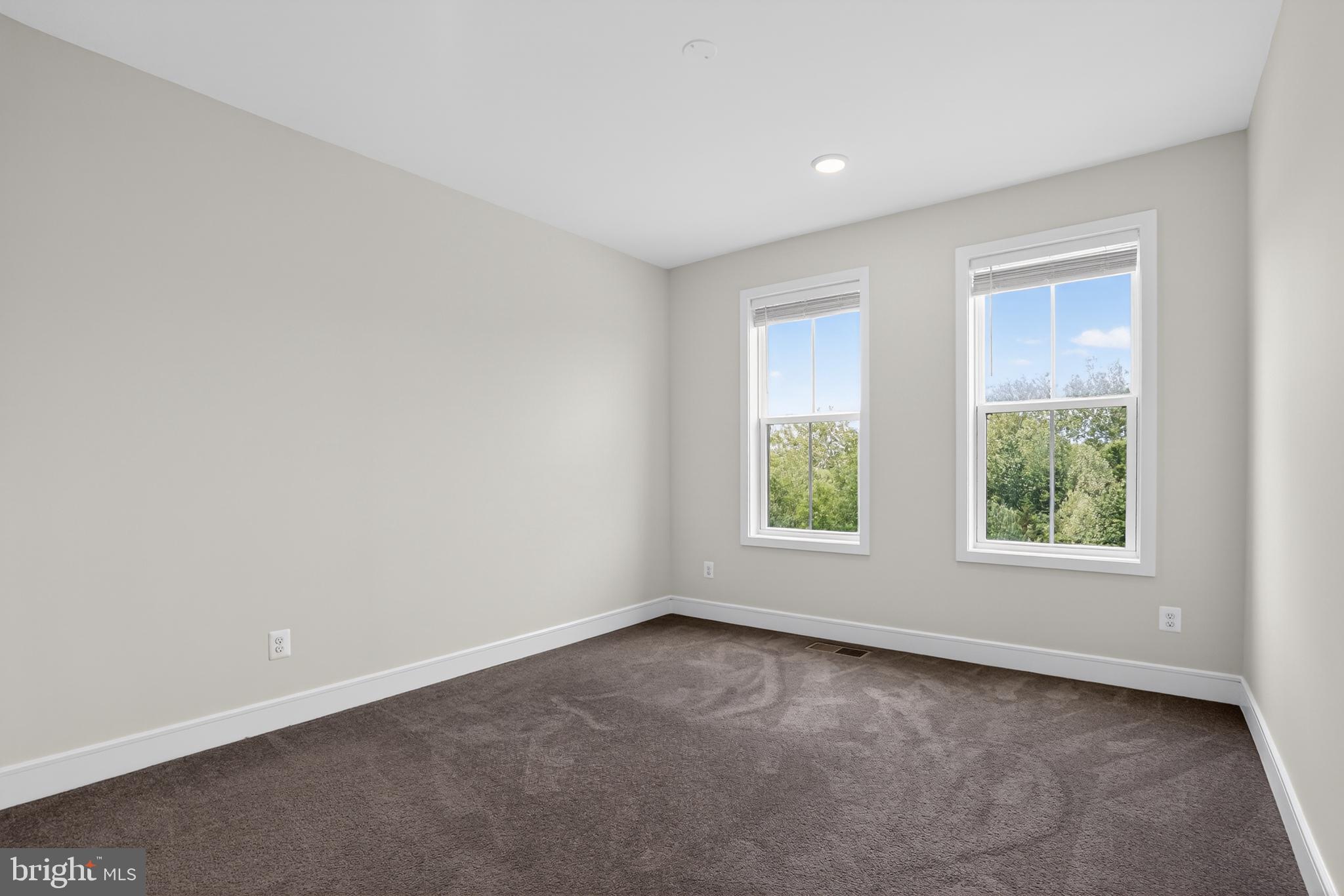 DEMOTT & SILVER - Residential