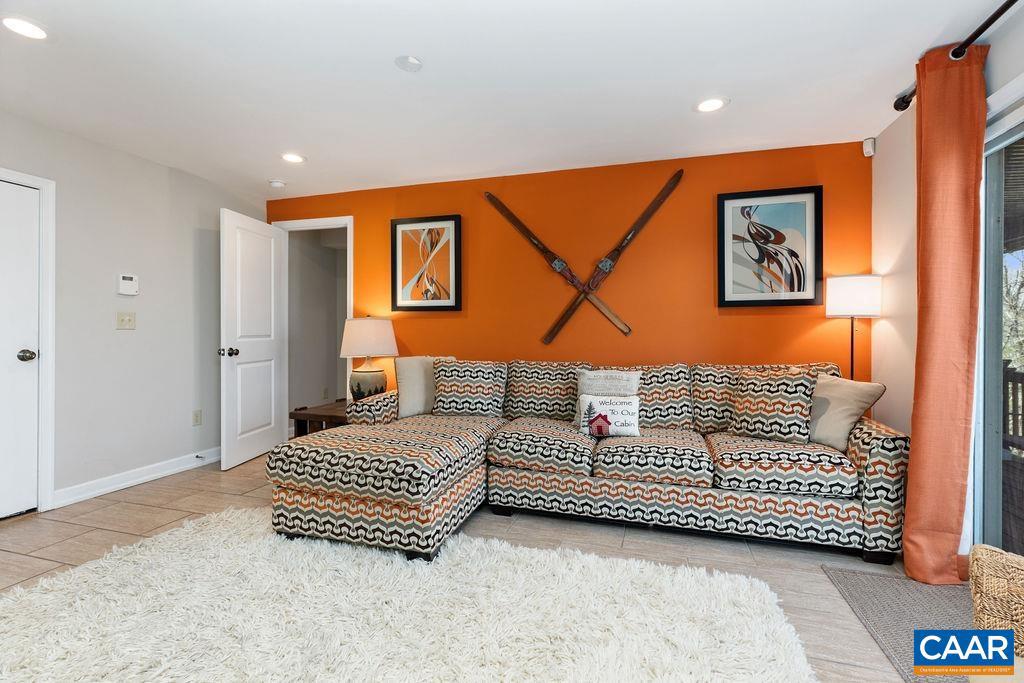 WINTERGREEN RESORT - Residential