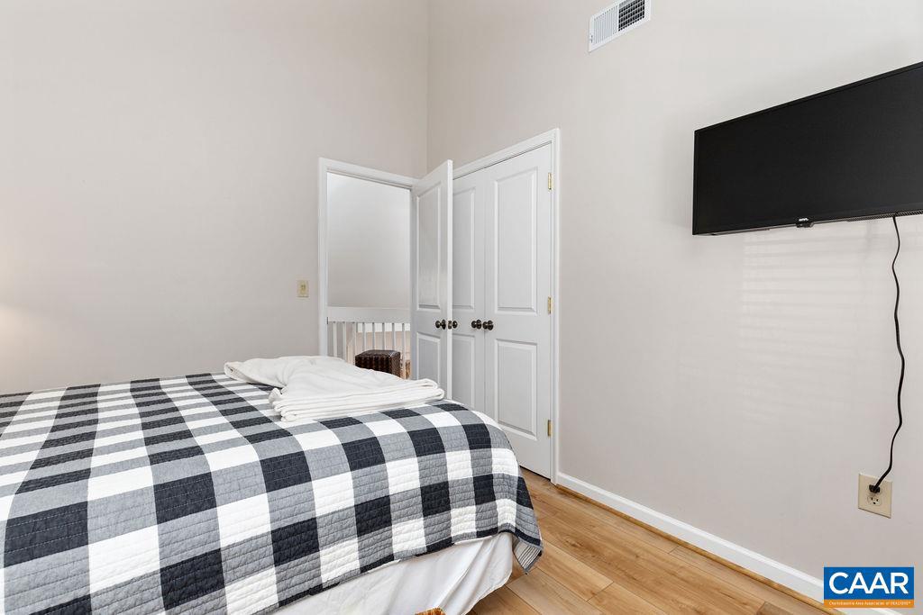 WINTERGREEN RESORT - Residential