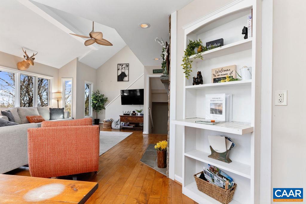 WINTERGREEN RESORT - Residential