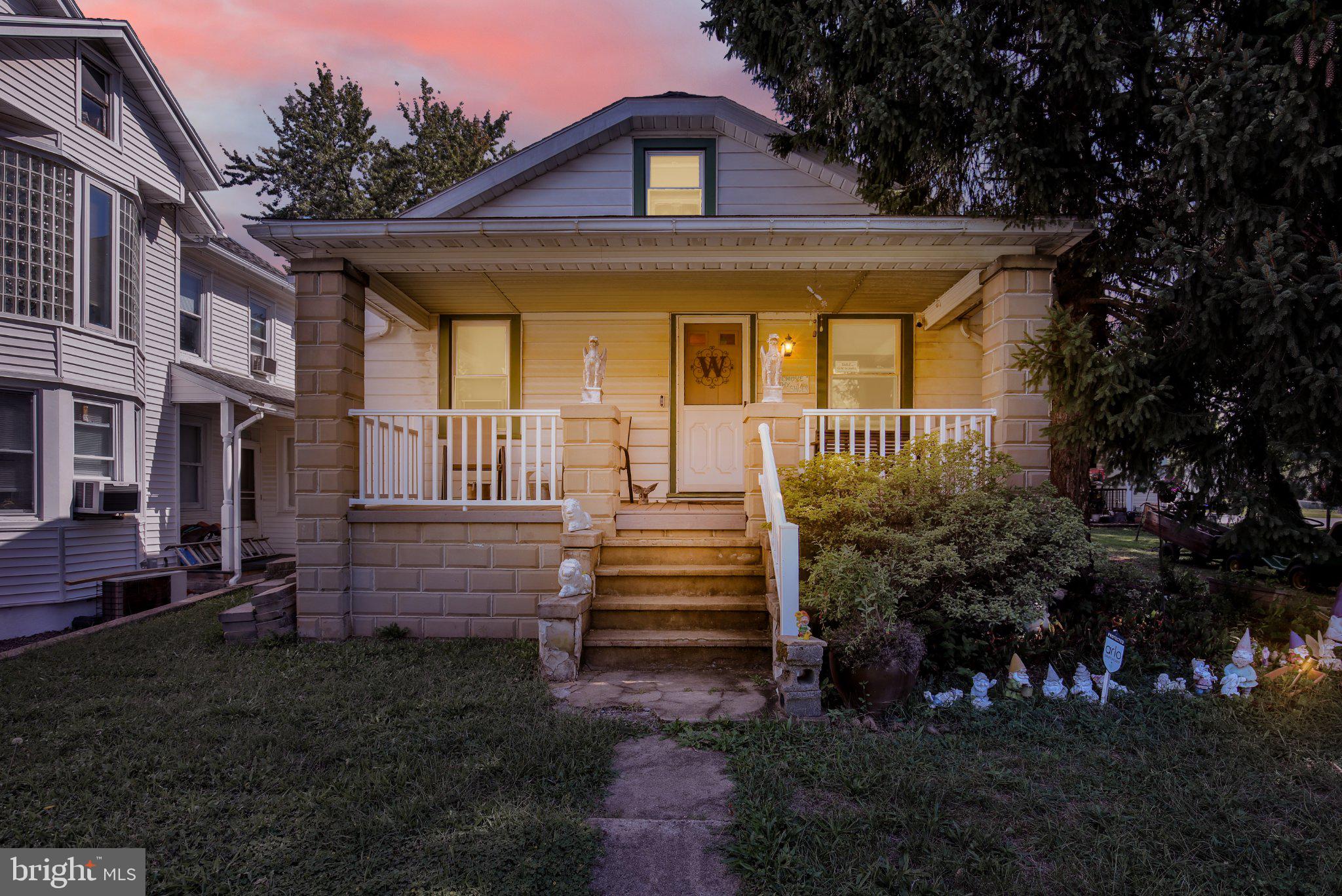 119 PENNWYN PLACE