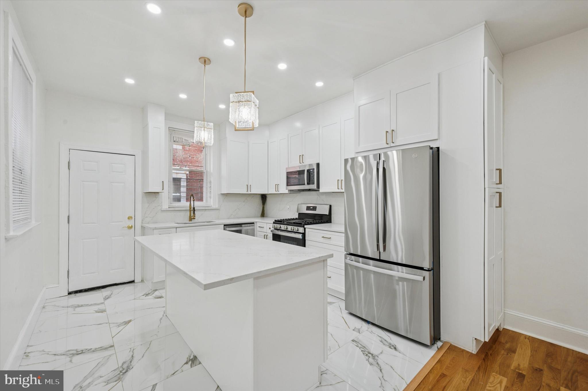 COBBS CREEK - Residential