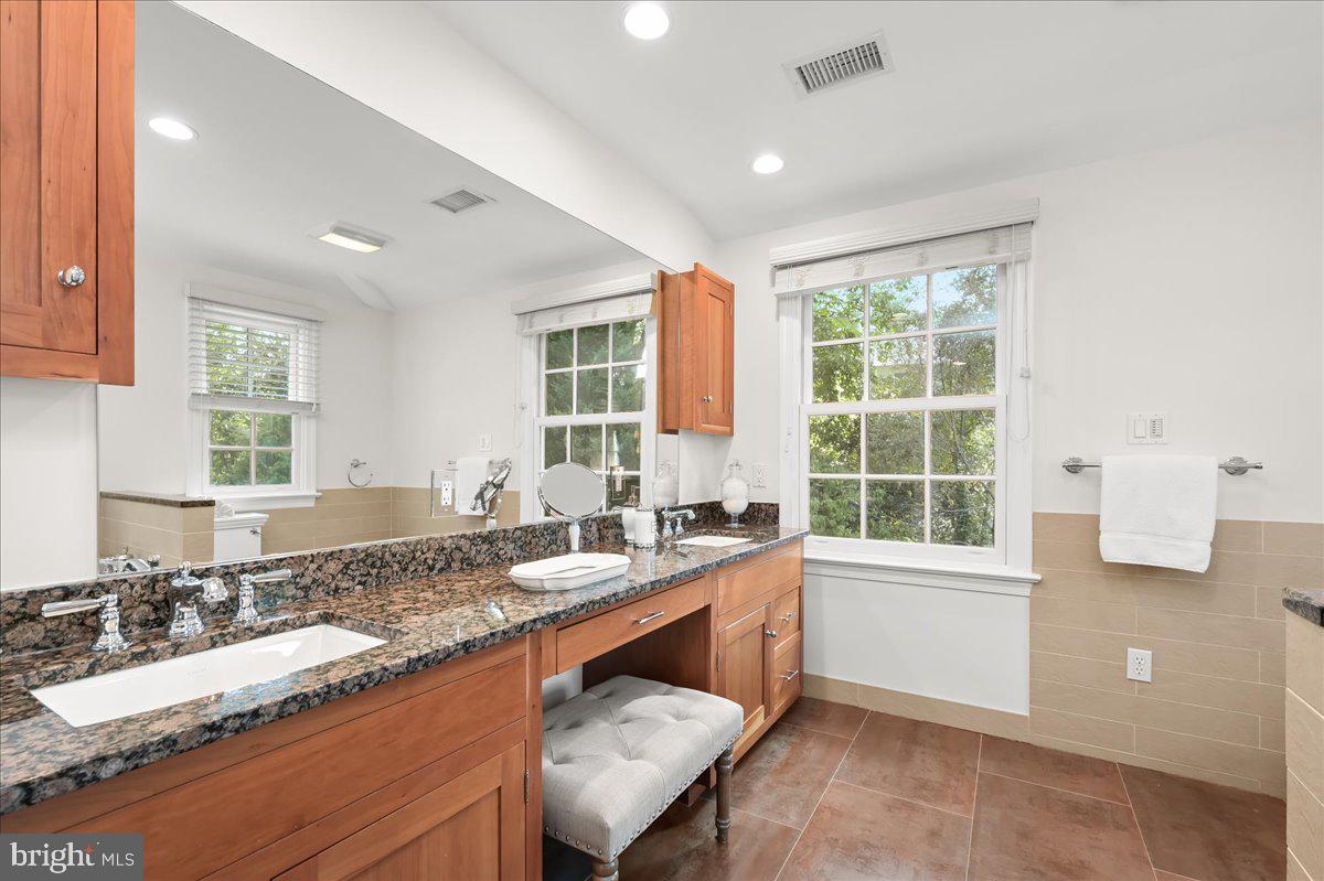 SUMNER - Residential