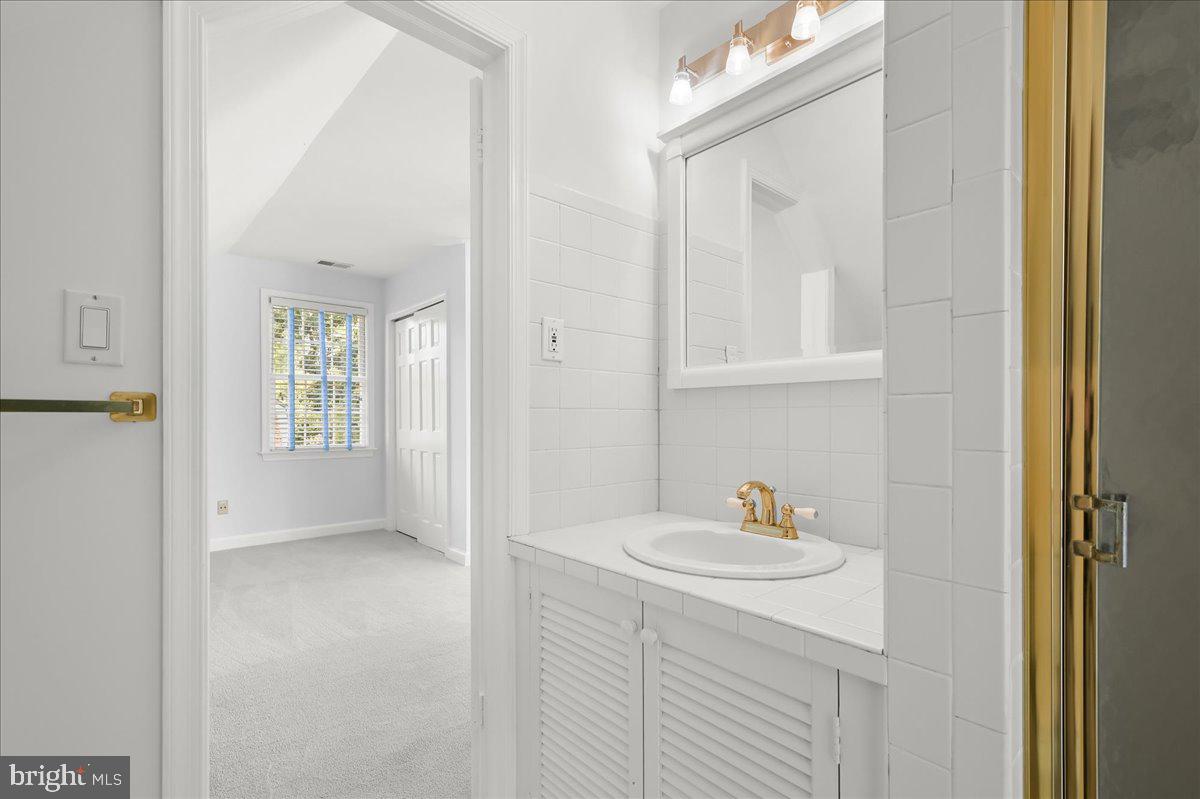 SUMNER - Residential