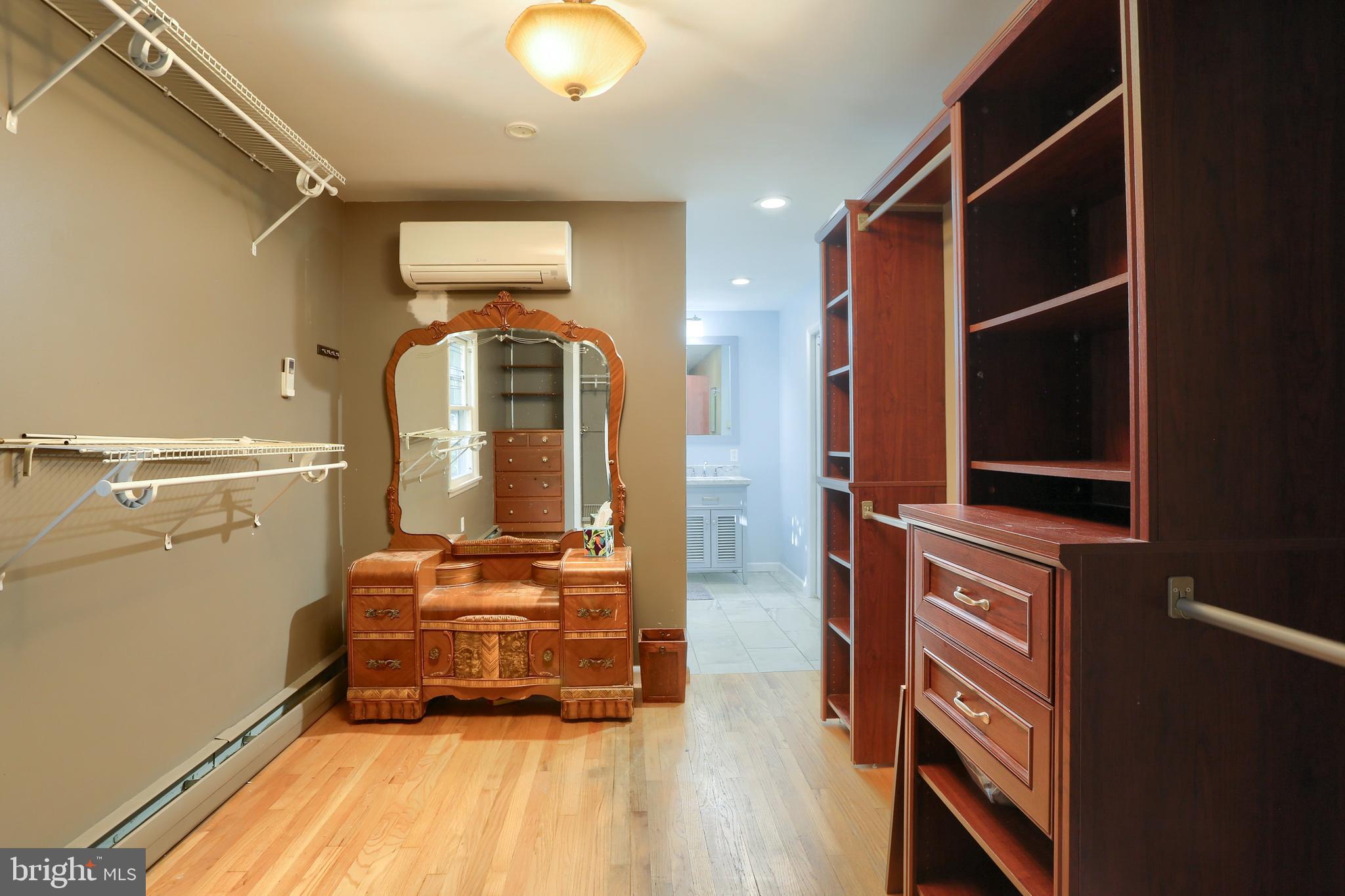 MECHANICSBURG - Residential