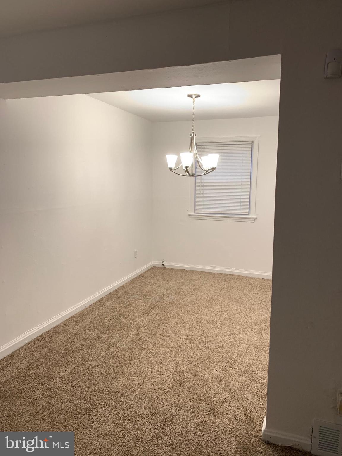 IVERSON MEWS CONDOMINIUM - Residential