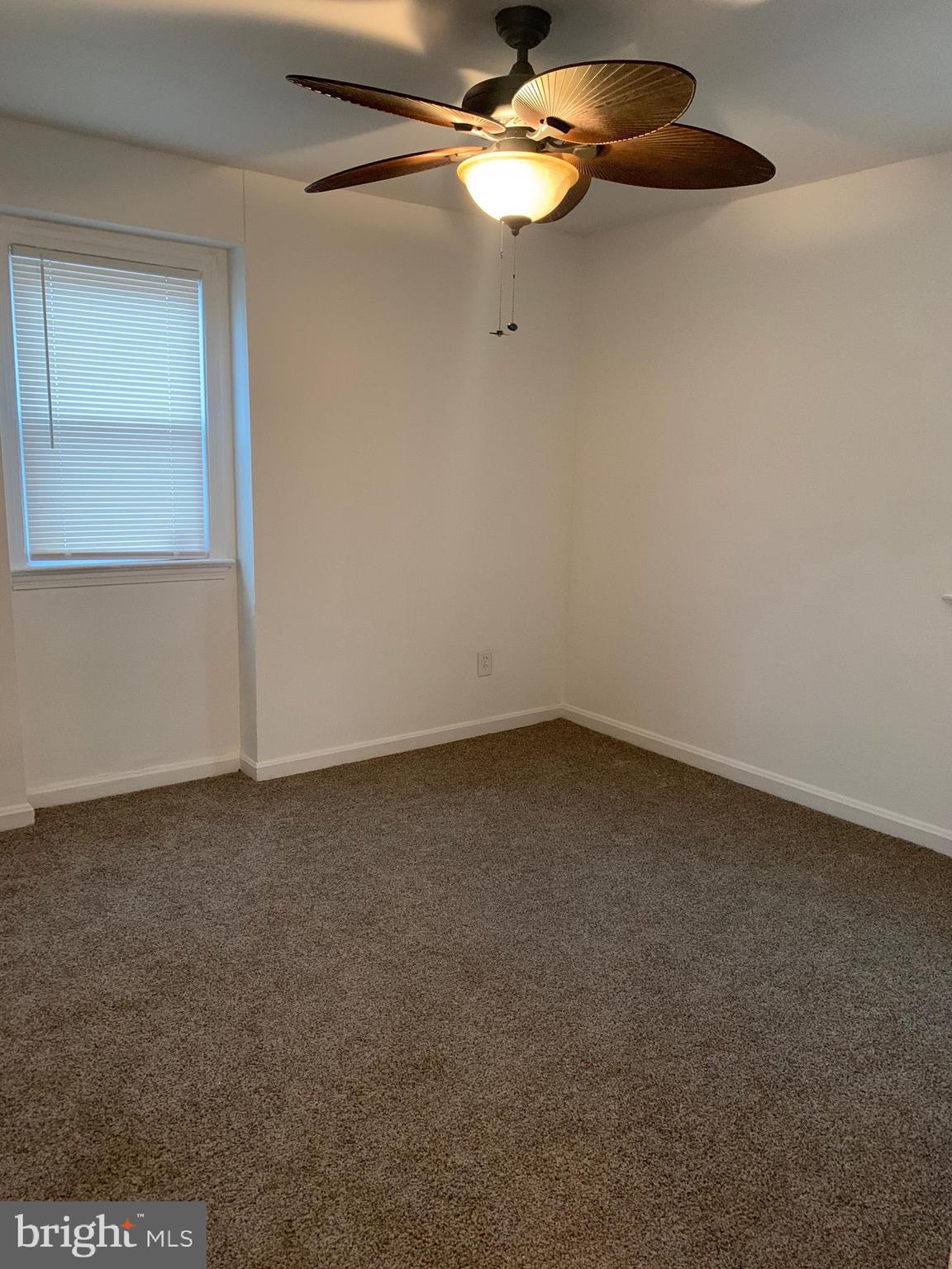 IVERSON MEWS CONDOMINIUM - Residential