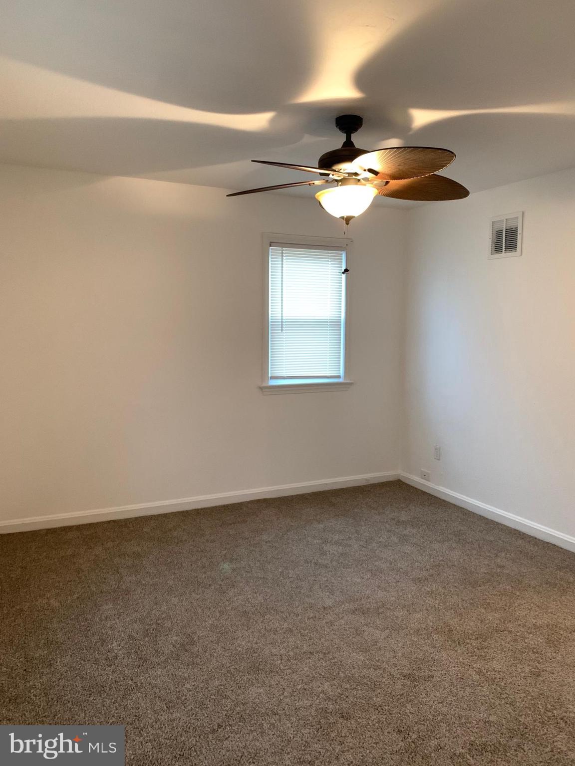 IVERSON MEWS CONDOMINIUM - Residential