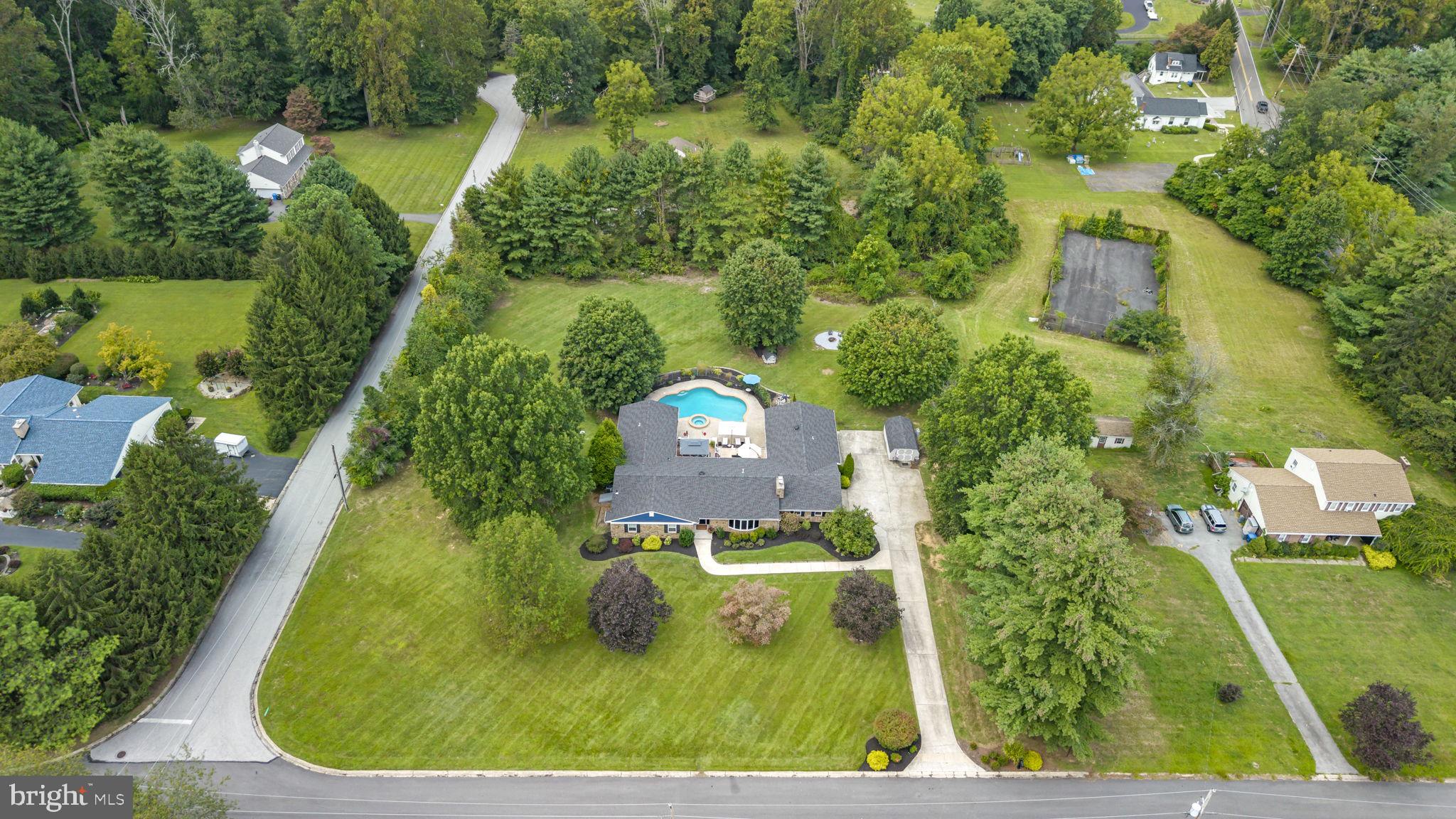 5 DERRY DRIVE