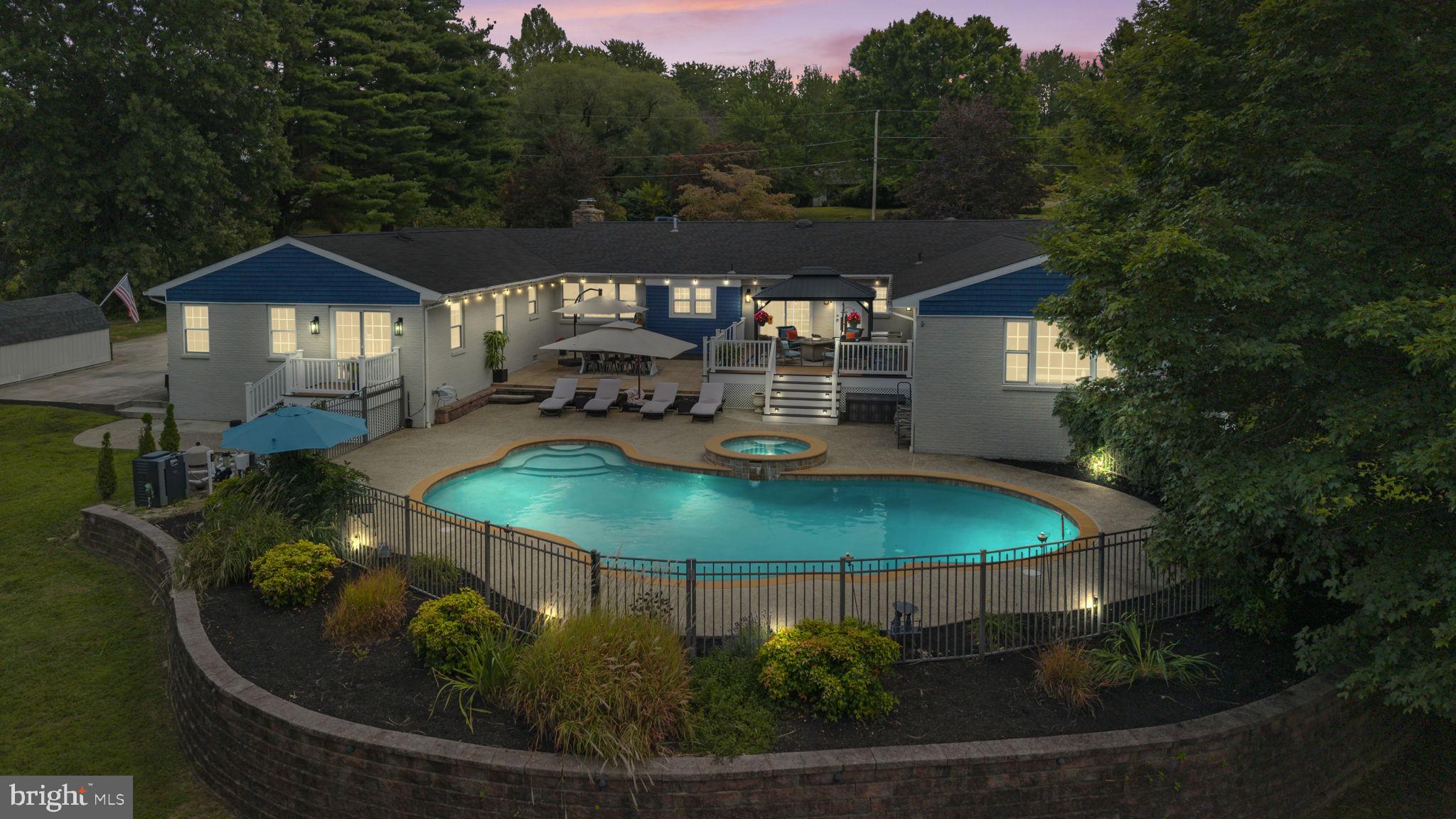 5 DERRY DRIVE