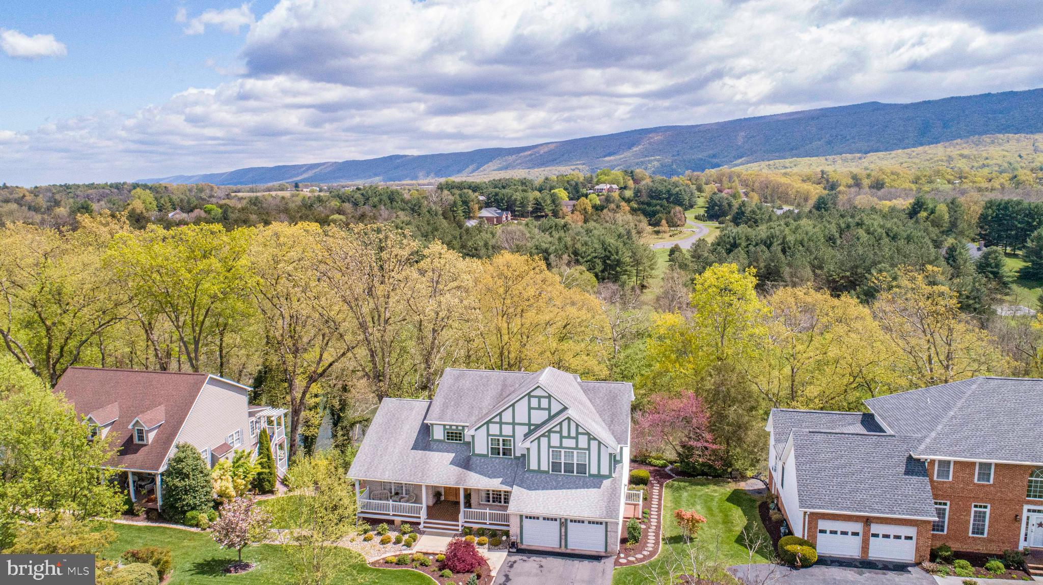EDINBURG MANOR - Residential