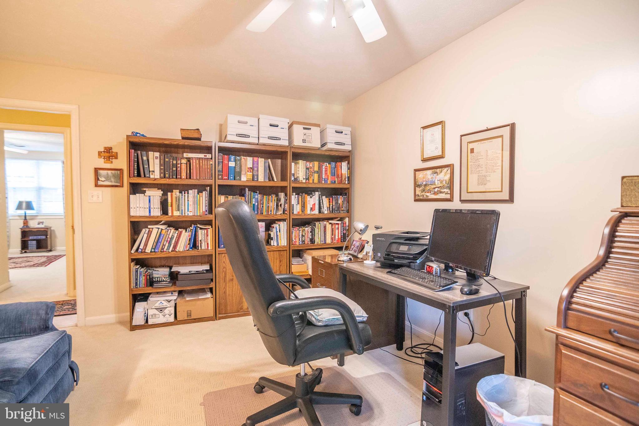 EDINBURG MANOR - Residential