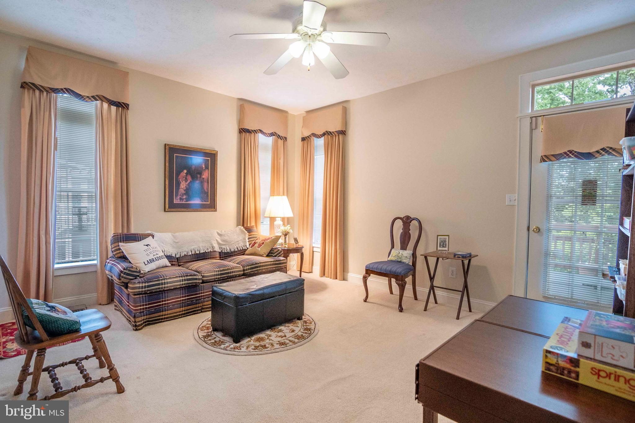 EDINBURG MANOR - Residential