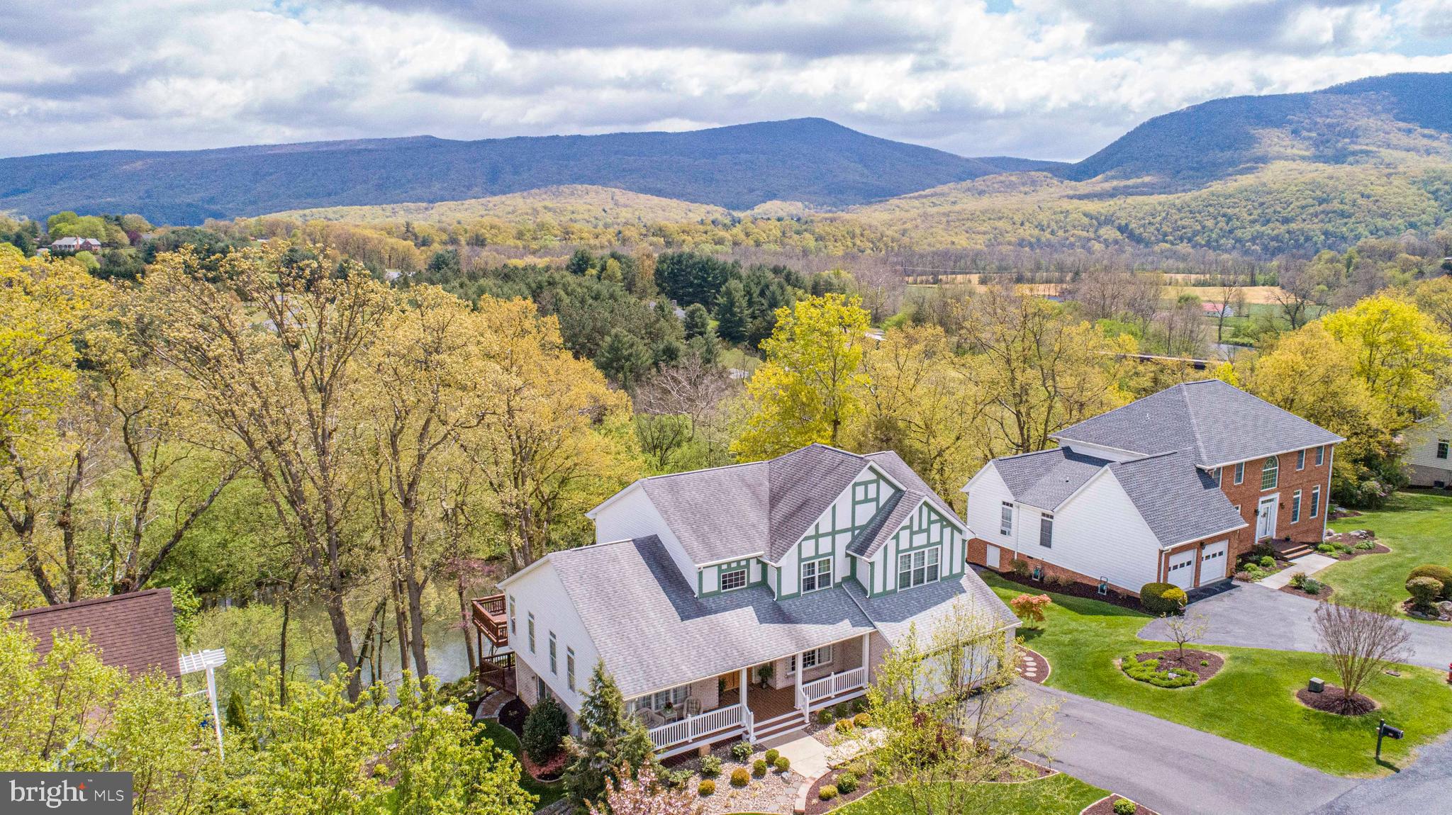 EDINBURG MANOR - Residential