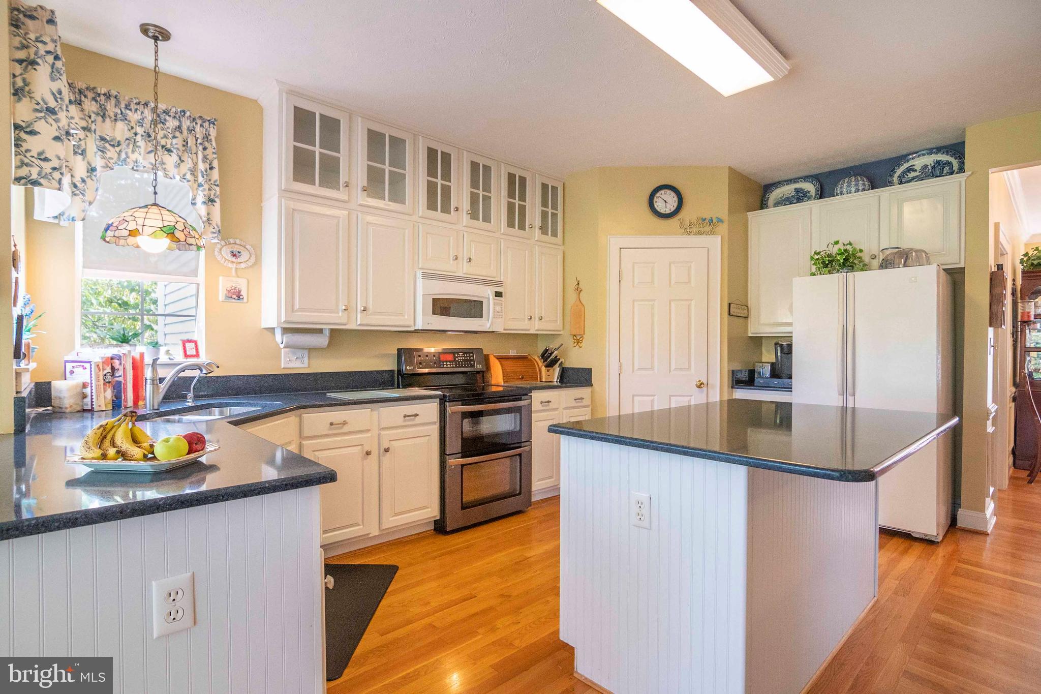 EDINBURG MANOR - Residential