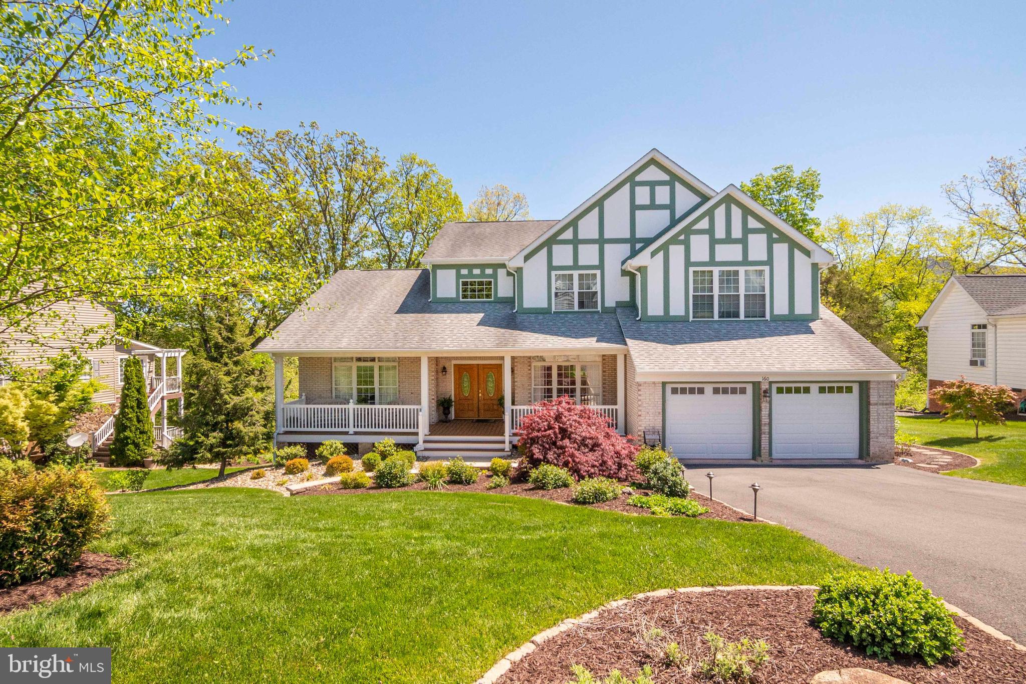 EDINBURG MANOR - Residential