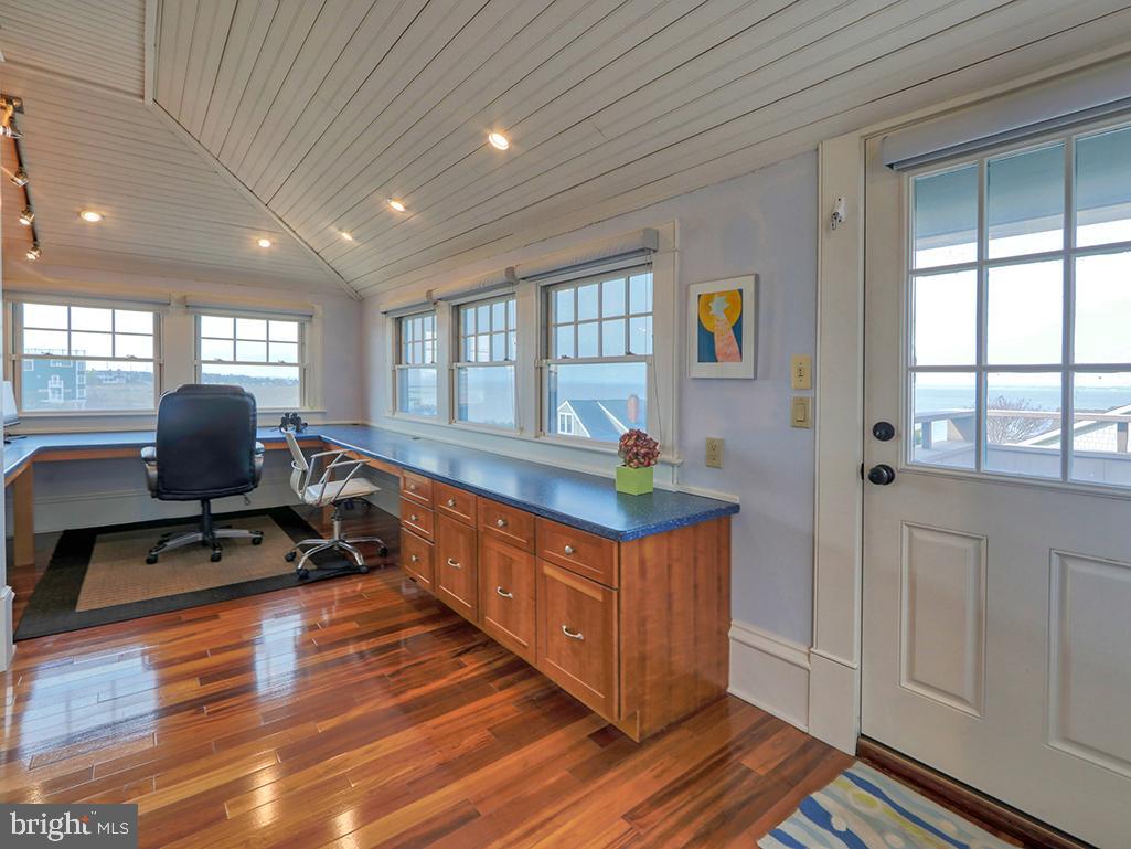 INDIAN BEACH - Residential