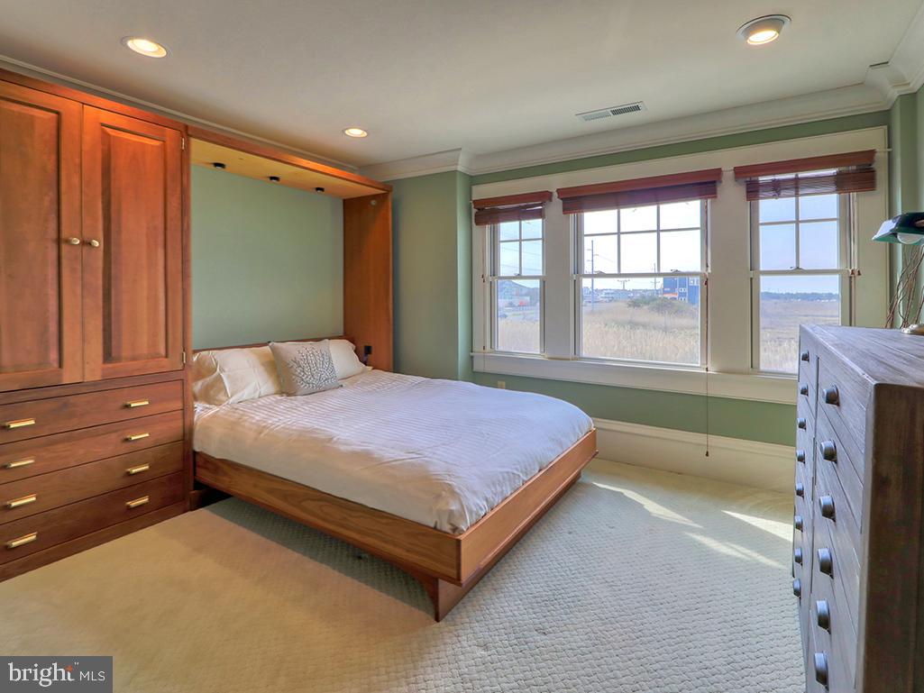 INDIAN BEACH - Residential