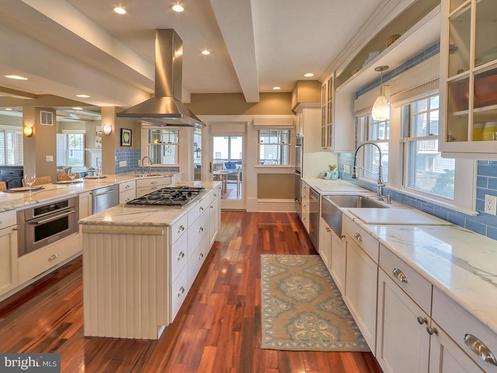 INDIAN BEACH - Residential