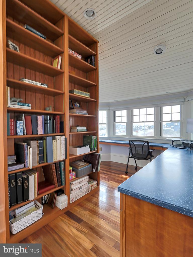 INDIAN BEACH - Residential