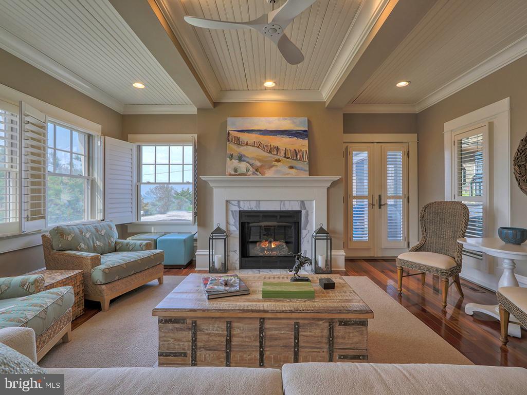 INDIAN BEACH - Residential