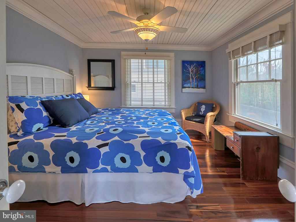 INDIAN BEACH - Residential